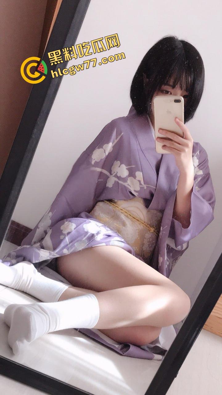 上海杨浦区美甲店女老板『南冯玥』穿日式和服拍骚照,白虎小骚逼真是极品中的极品,这老板娘谁不想操?-2