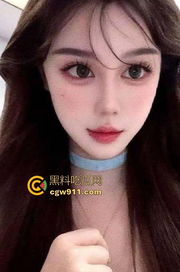 骚逼女友自带遥控跳蛋去酒吧,刚坐下就把档位开到最大,淫水狂流,一到酒店猛猛的骑乘榨精,看来真是忍了很久!-3