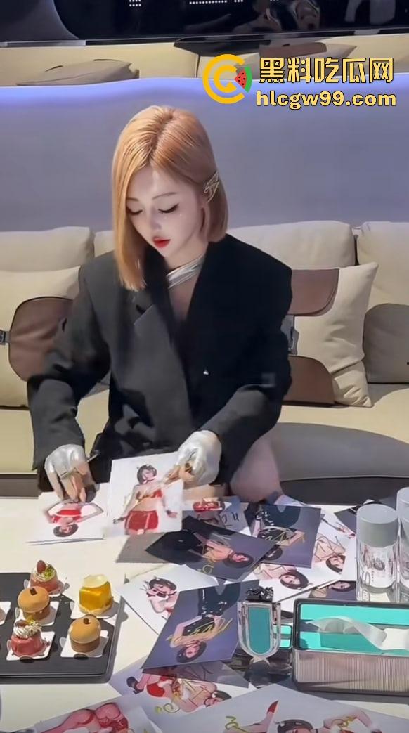 抖音282万粉大长腿御姐【DJ Nico】爱跳舞泄密，金主爸爸无套内射精致美穴，原来是个拜金婊，粉丝心碎！-4