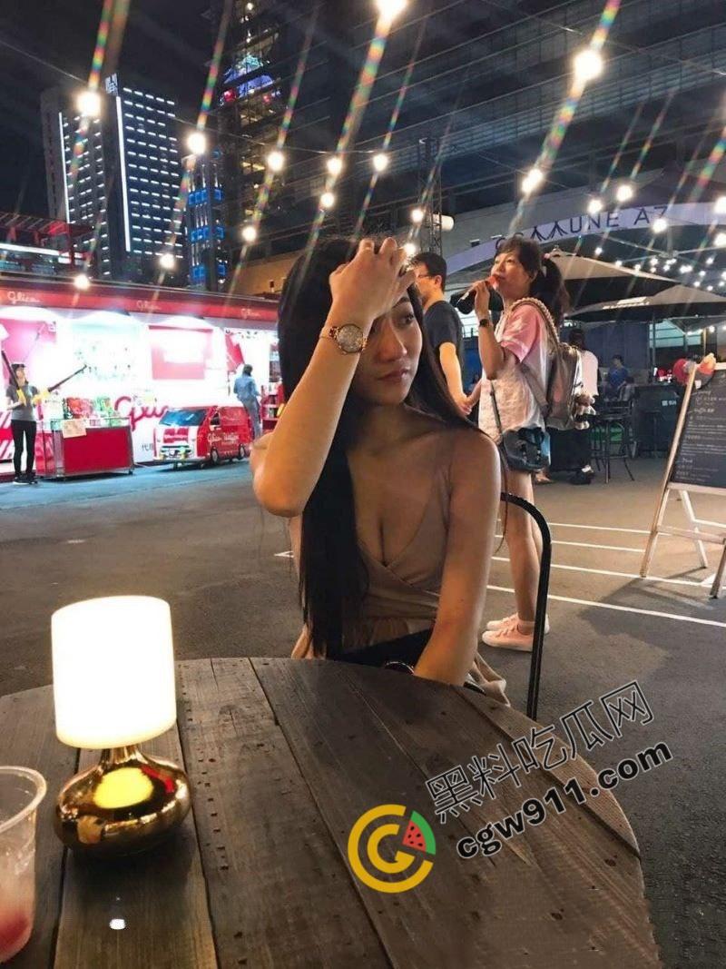 成都高冷御姐【李艺璇】不雅私照外泄引疯传!蒙眼捆绑调教,对镜头后入打桩,淫荡母狗完美展现-2