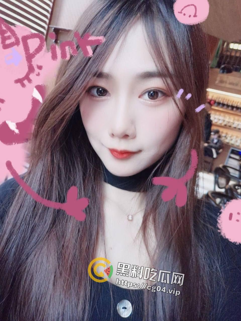 全网呼叫陕UGN652奔驰车主恭喜你当接盘侠啦！你的老婆曾经坐台被包养 卖肉上位哦-2