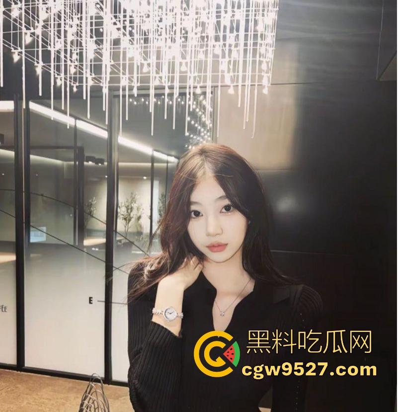 吉林大学高冷御姐【赵艳艳】青春靓丽，绝美容颜口活精湛，丰满巨乳身材，被男友无套猛干至虚脱！-1