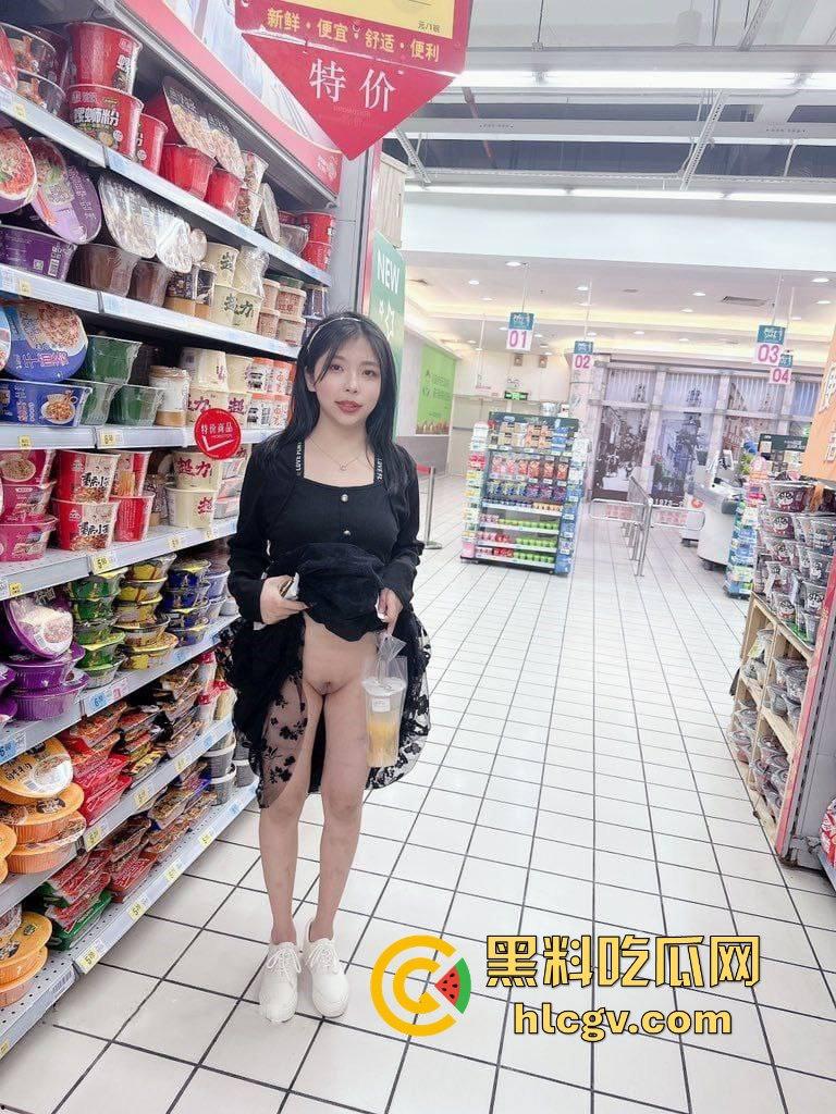 瓜友爆料约炮小红的悲惨故事，大专妹子被金钱调教，多人轮奸生活逼成这样，心疼不忍下屌！-3