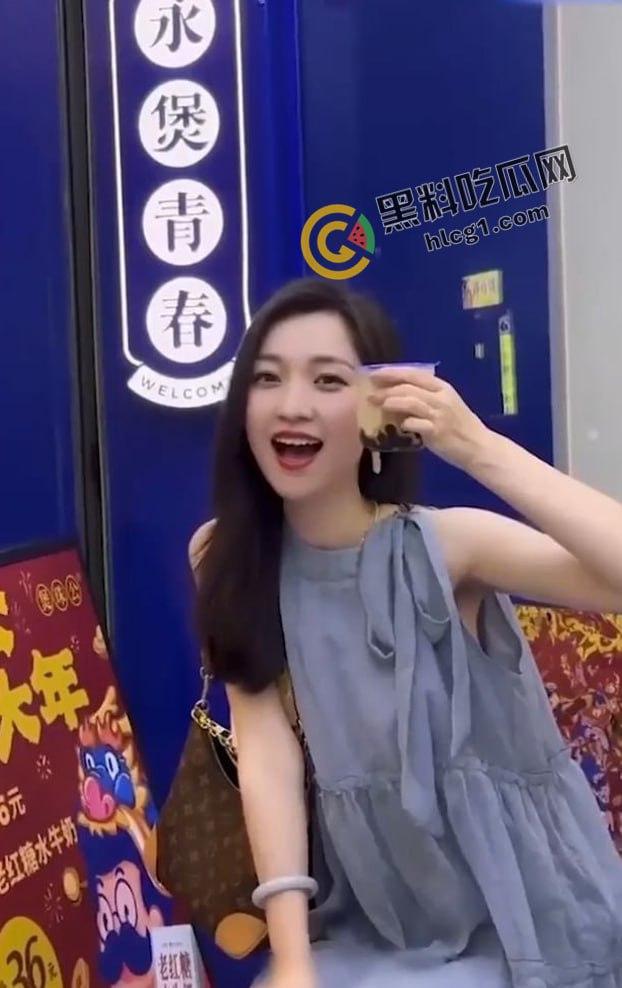 京爷豪掷30万买小米SU7 只为操极品长腿辣妹人妻女销售 无套内射视频曝光!-4