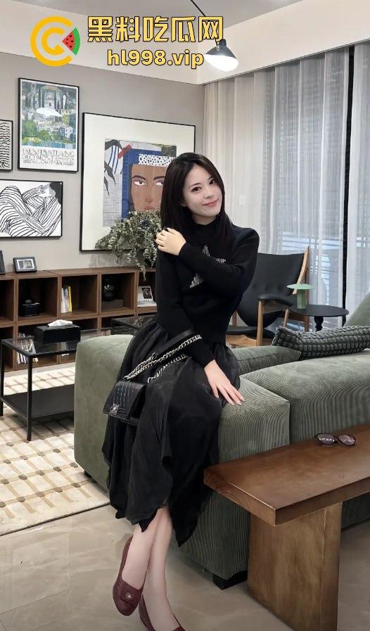 河南抖音小网红『王格格』遇上假富二代，幻想成阔太结果被骗光身子，做爱视频流出真是人财两空！-18