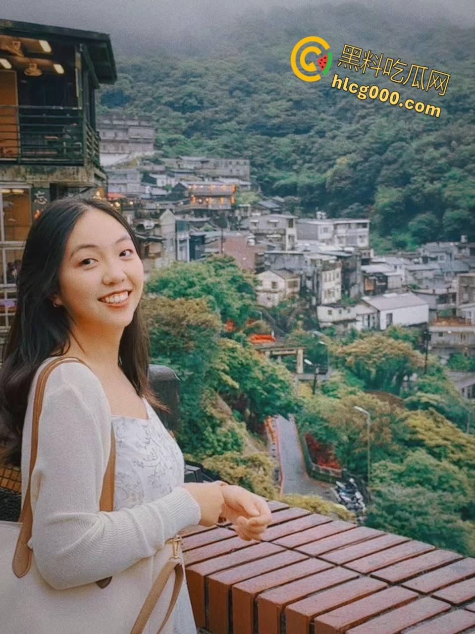 江西师范女大学生【郝梦瑶】,性感酮体户外露出,与多人狂欢淫乱做爱,反差私生活令人咋舌!-3