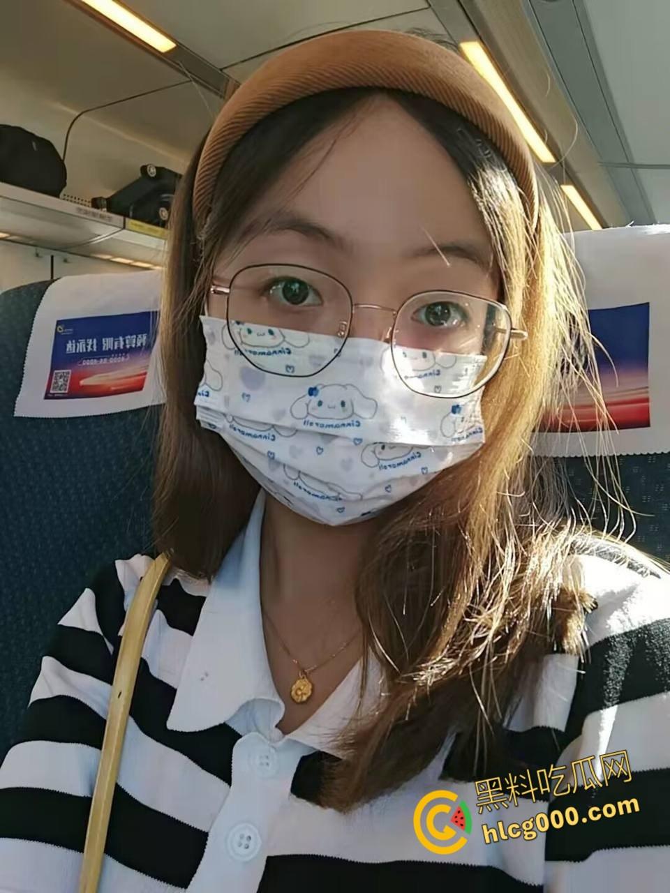 江西师范女大学生【郝梦瑶】,性感酮体户外露出,与多人狂欢淫乱做爱,反差私生活令人咋舌!-4