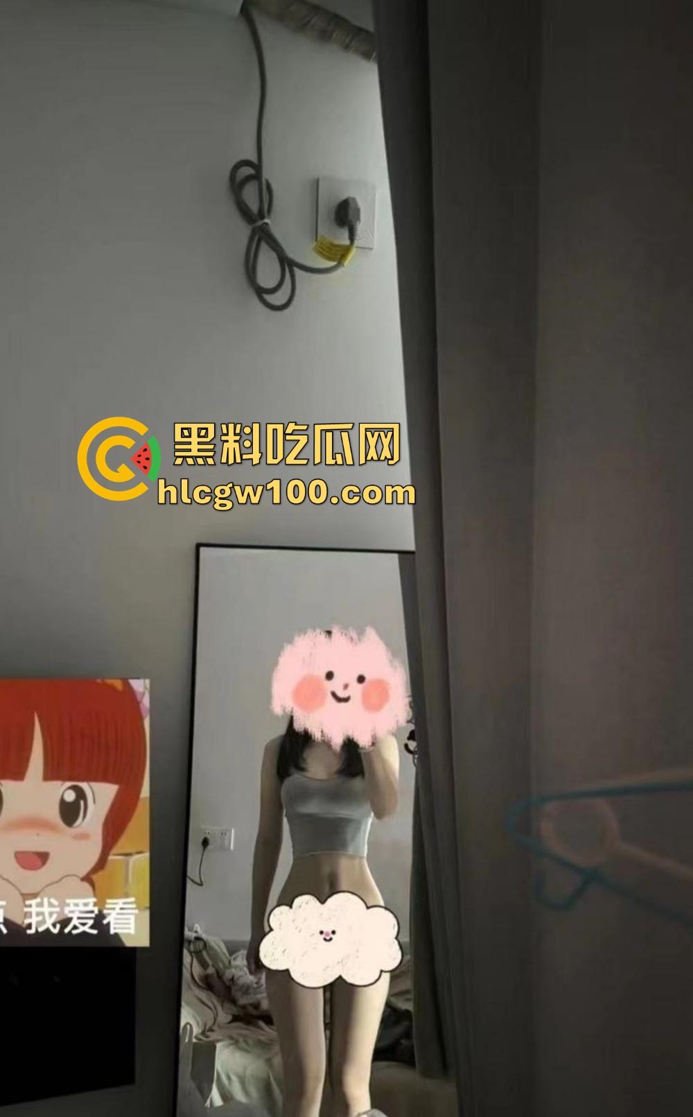 长沙女主播『冯洛涵』可纯可欲可调情 线上钓金主线下上门服务为钱疯狂 千里送逼秀腰臀技术!-3