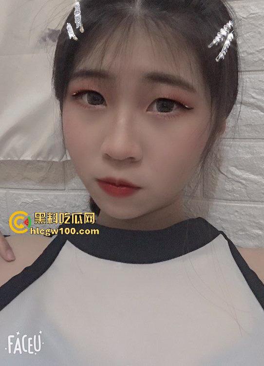 河北工商学院清纯反差女友【吴萱萱】自慰调教视频爆出,远程调教娇嫩粉穴,反差感十足!-1