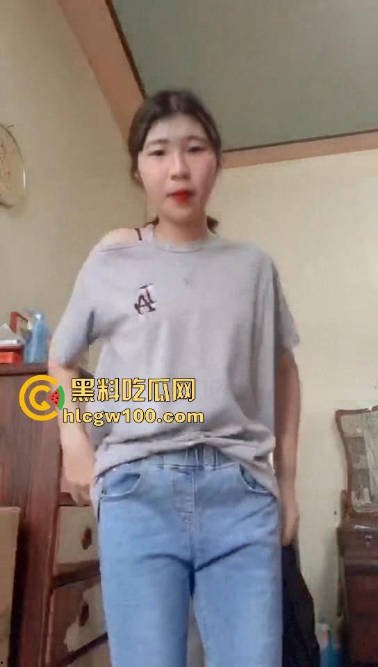 河北工商学院清纯反差女友【吴萱萱】自慰调教视频爆出,远程调教娇嫩粉穴,反差感十足!-7