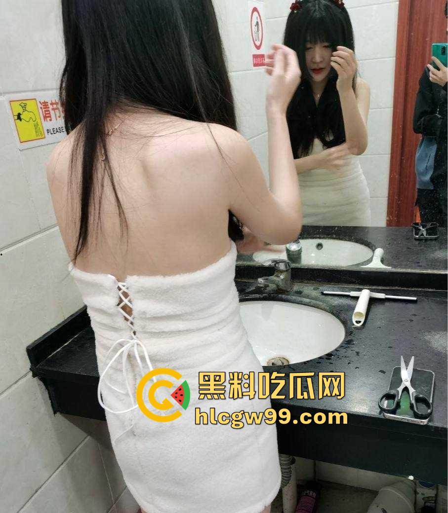 杭州美院【孙娜娜】白天射箭美少女晚上土豪专属母狗,户外露出极品美乳,回酒店换上黑丝制服撅屁股被干!-6