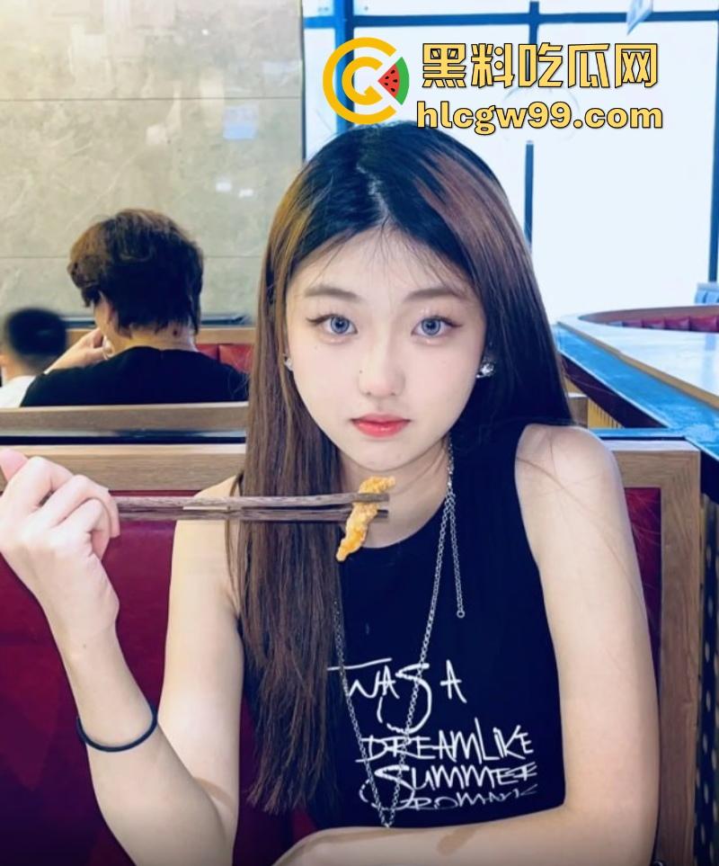 穿着校服的福建女高中生【王轶】与男友偷吃禁果视频泄密,嫩得逼人,肏得爽歪歪,果然女孩就是比女人更嫩!-9