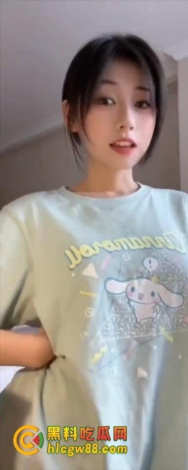 叮射寸尺挑战炸裂来袭,抖音风激情超混剪,各种乱伦意淫,含撸量100%,低耐受秒射慎入!-1