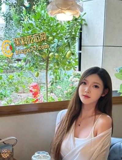 抖音网红【rssss】不雅视频曝光 极品健身女神被金主拿下 一对无敌大奶甩个不停-7