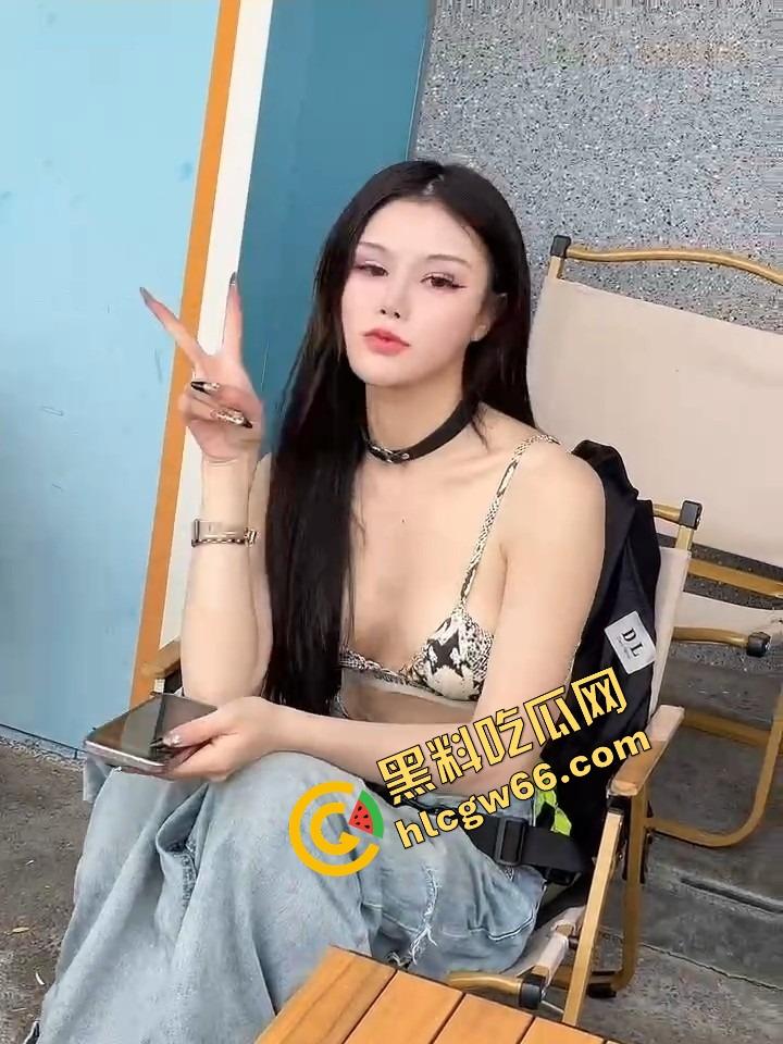 义乌女骑士『喵喵』白天飙车女神,夜晚SM圈K8双人伺候主人的母狗play可S可M还能带男宠一起舔!-12