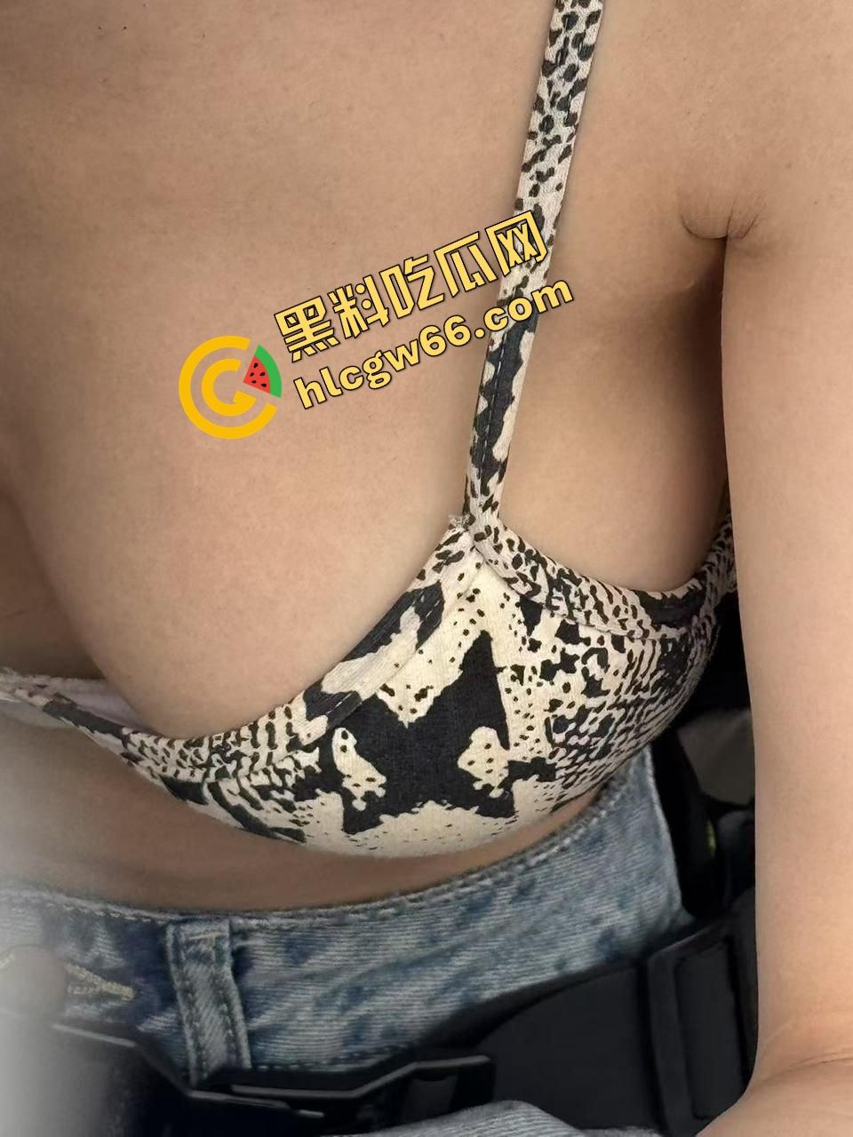 义乌女骑士『喵喵』白天飙车女神,夜晚SM圈K8双人伺候主人的母狗play可S可M还能带男宠一起舔!-13