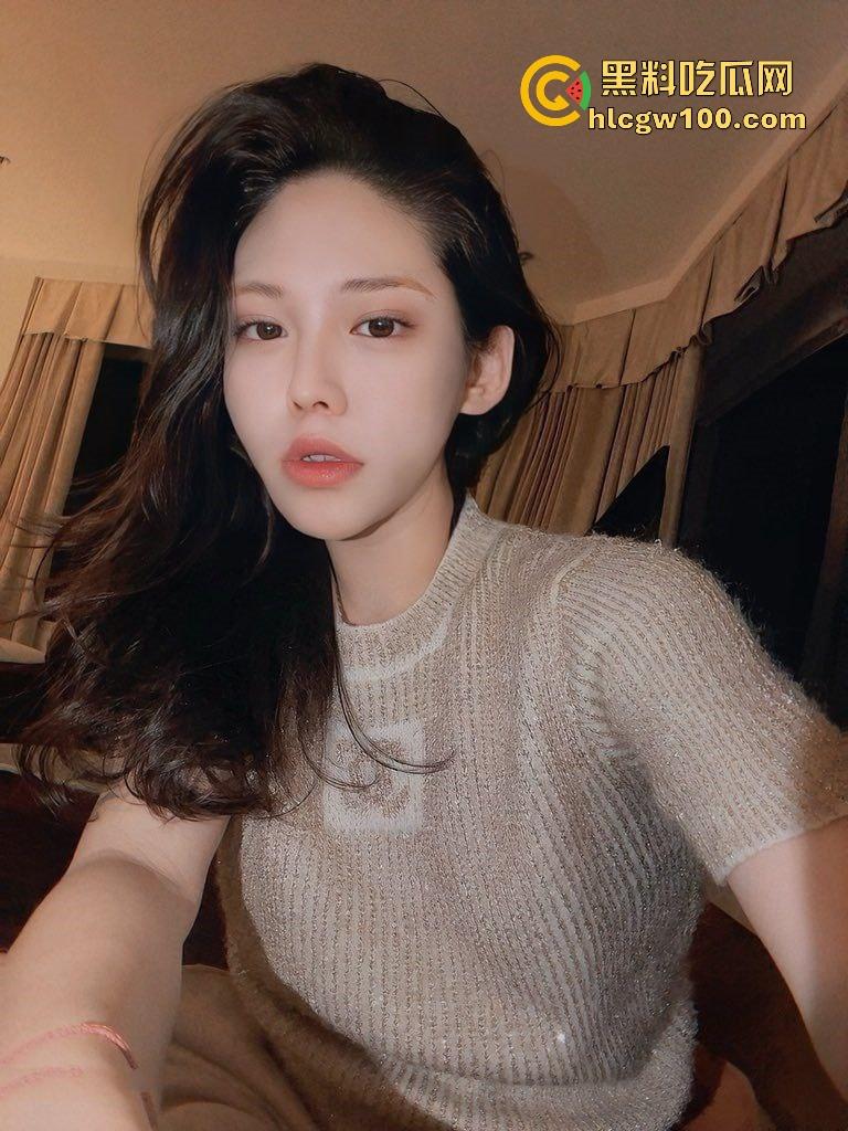 佛山高颜值小姐姐【张梦琪】被男友背刺泄密,私密视频流出吃鸡技术拉满,姿势也挺专业啊!-2