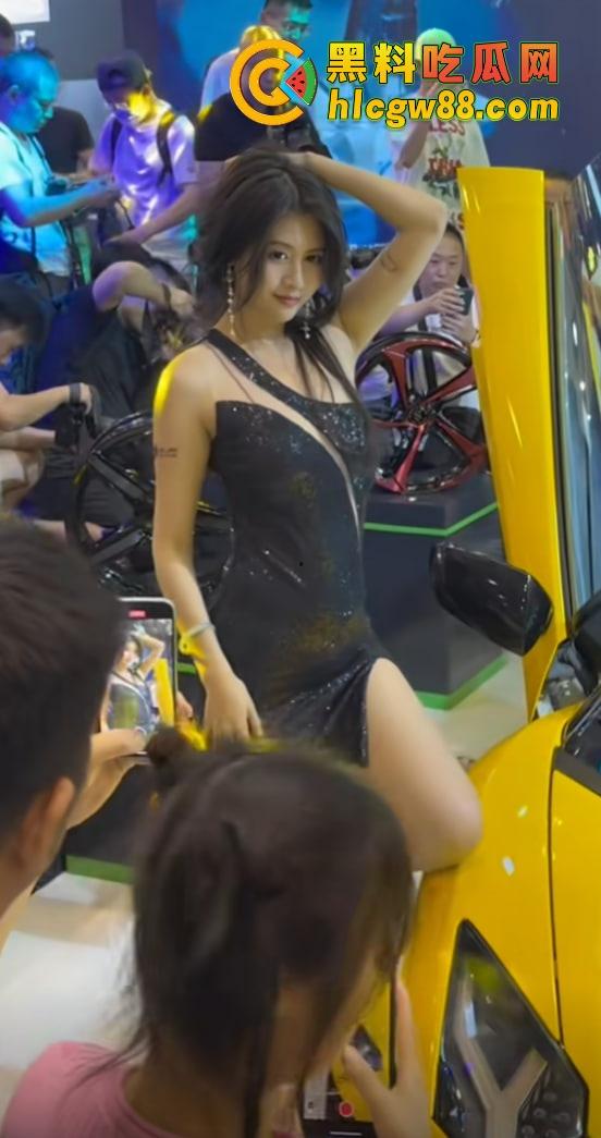 上海车模『叶凯薇』抖音百万粉丝女神被爆外围价目表，9K一刺3W包夜，流出视频后紧急甩锅AI换脸！-10