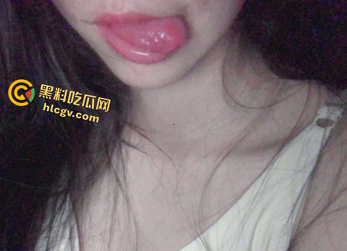 四川成都18岁高中美女学妹骚气十足!黑丝翘臀让人忍不住,粉嫩鲍口令人欲罢不能!-5