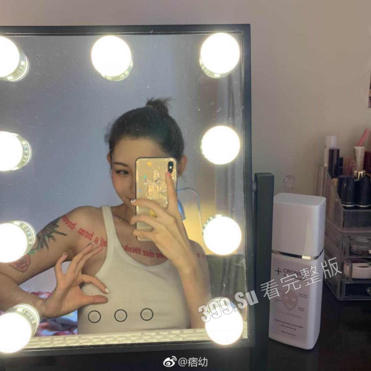 网红界顶流 痞幼 大红前拍的擦边照 合集 105P-12