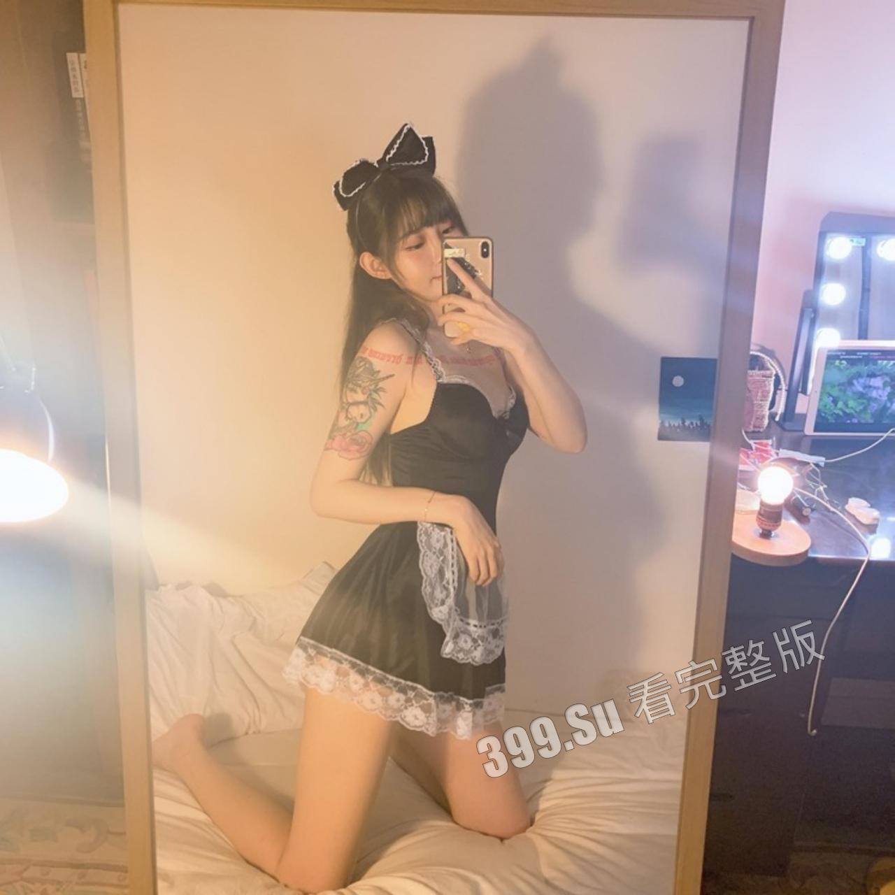 网红界顶流 痞幼 大红前拍的擦边照 合集 105P-17