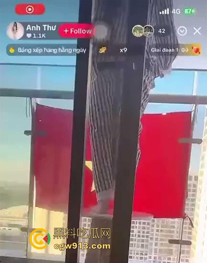 TikTok越南美女网红【AnhThu】直播跳楼，男友出轨打击太大，从高楼一跃而下，活得太累了！-10