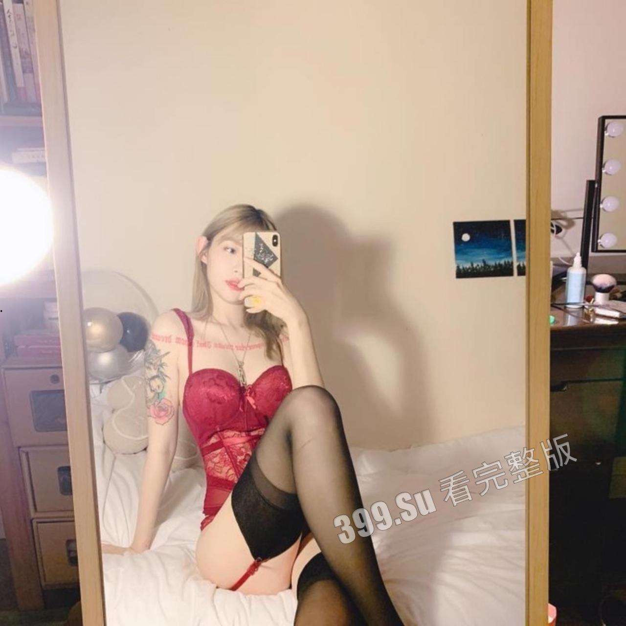 网红界顶流 痞幼 大红前拍的擦边照 合集 105P-86