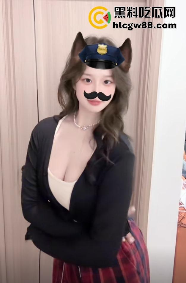 福建厦门抖音嫩妹【孙悦婉】高颜值极品身材性感学生妹,私下当主播PK找干爹,小骚逼被干爹射爆了!-5