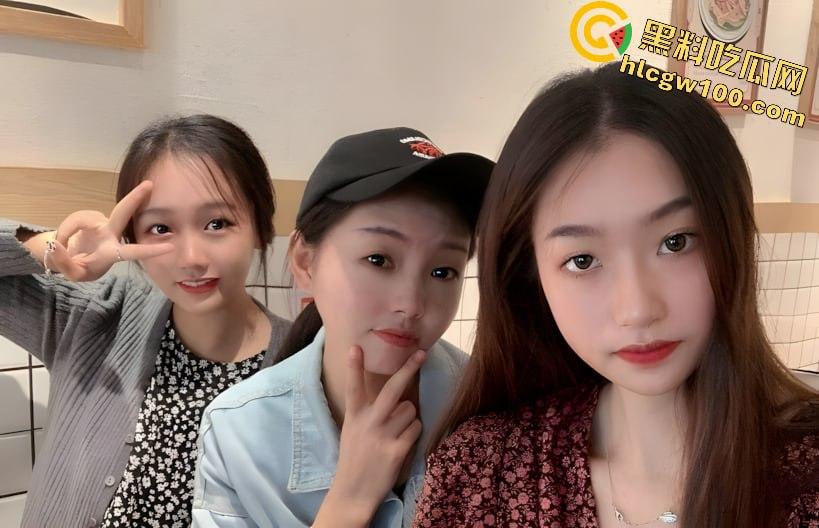 “三不娶”之宁夏中宁阳光幼儿园幼师【杜婧婧】,被网友调教在宿舍展示美腿骚穴福利视频流出-1